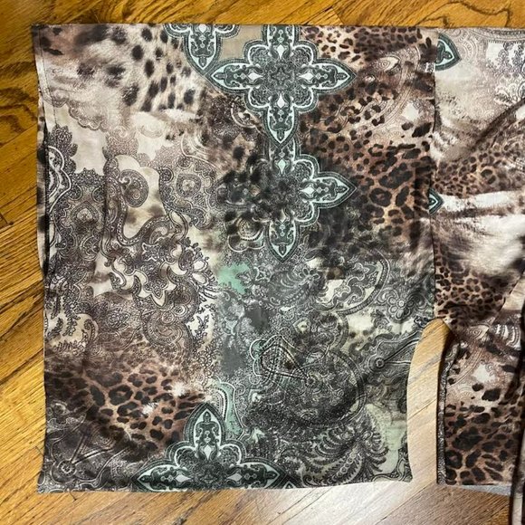 NWT Save The Faith Animal Medallion Kimono - Picture 5 of 13